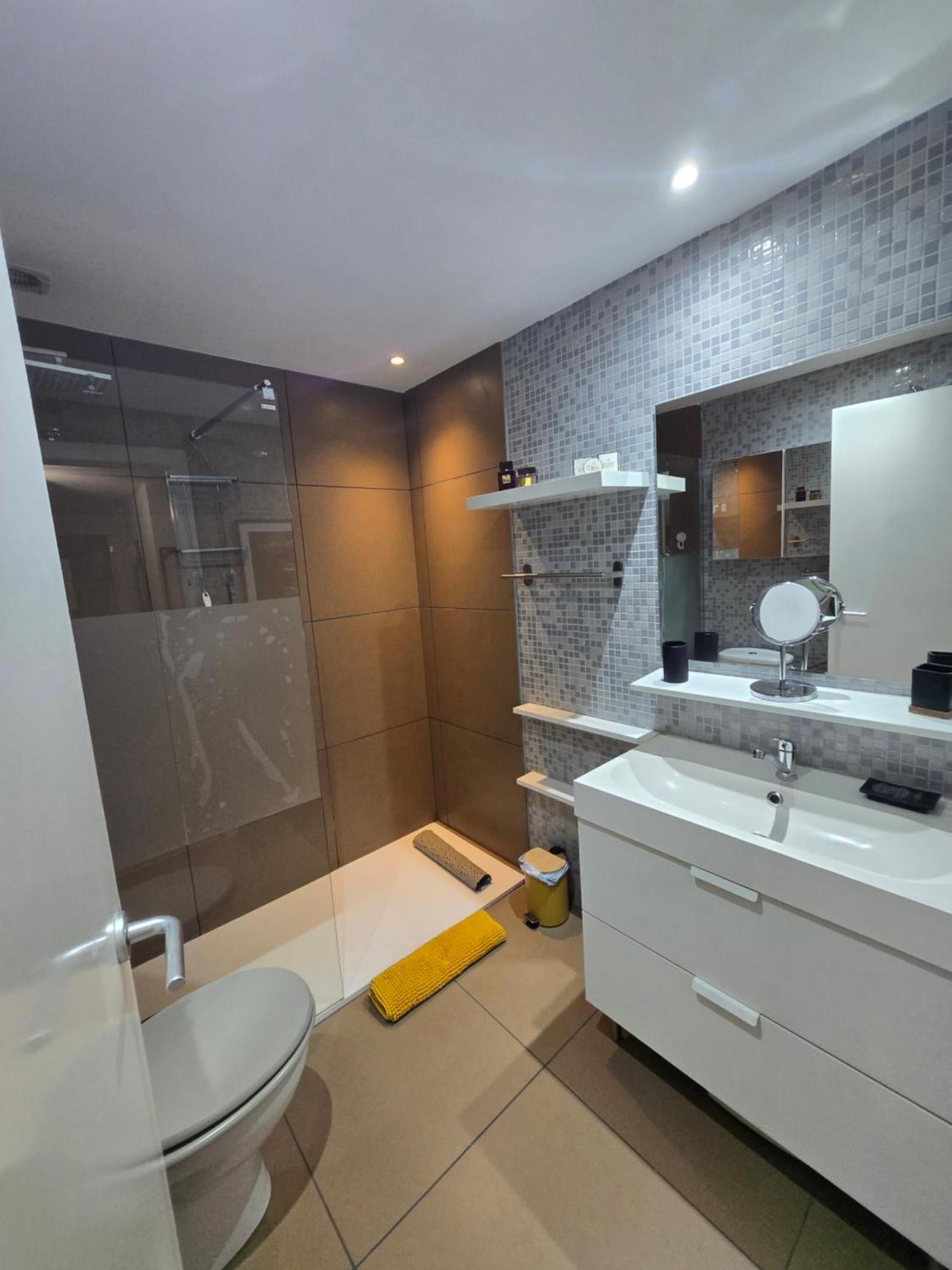 Apartment Superbe Avec Solarium Et Piscine Communautaire *